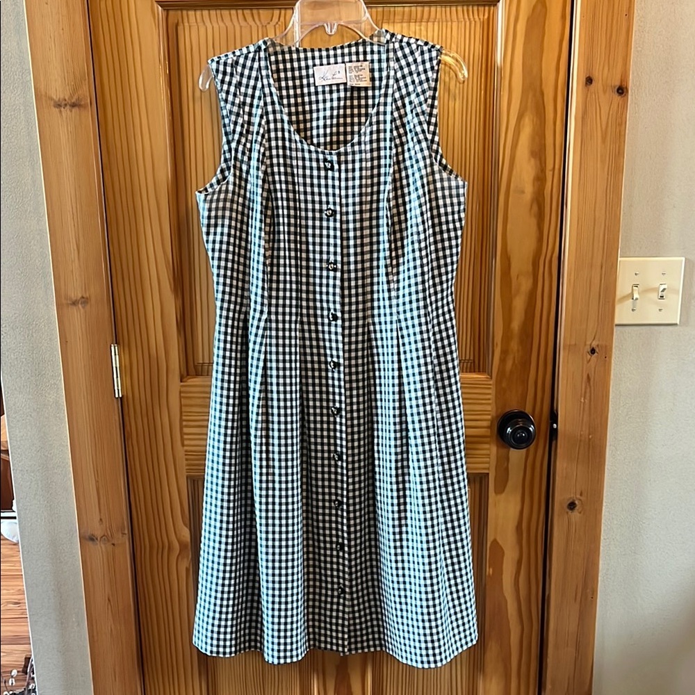 Kathy Lee sleeveless gingham dress size 10
